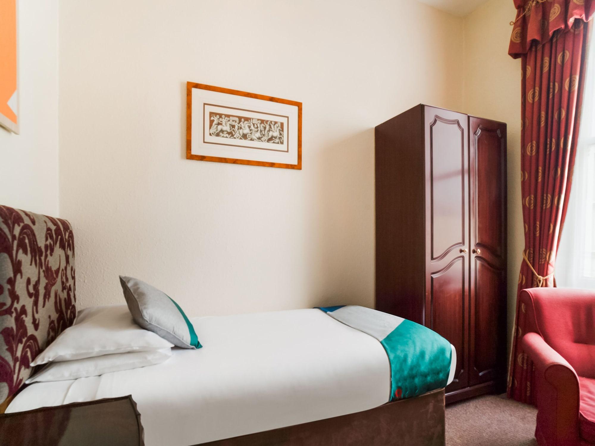 Oyo The Palm Court Hotel Істборн Екстер'єр фото